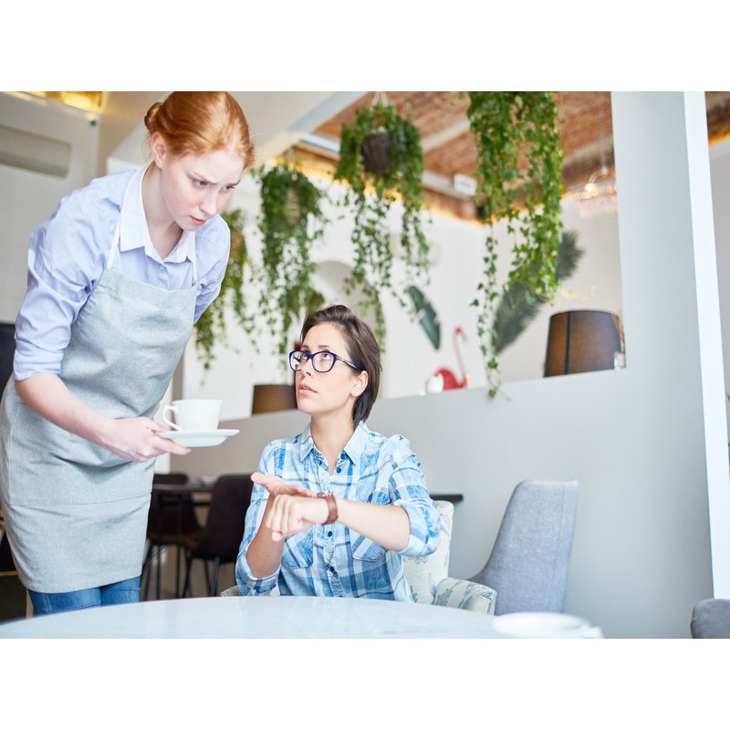 TRATAMIENTO Y GESTIÓN DE QUEJAS Y RECLAMACIONES.
