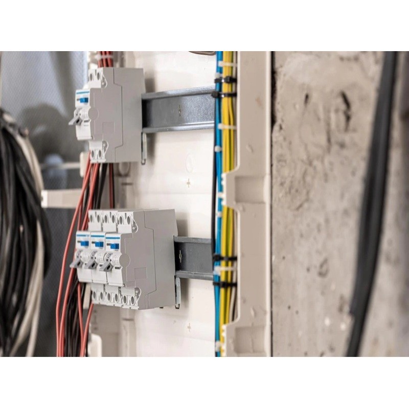 ELECTRICIDAD, MONTAJE Y MANTENIMIENTO DE INSTALACIONES ELÉCTRICAS DE ALTA Y BAJA TENSIÓN (6h)