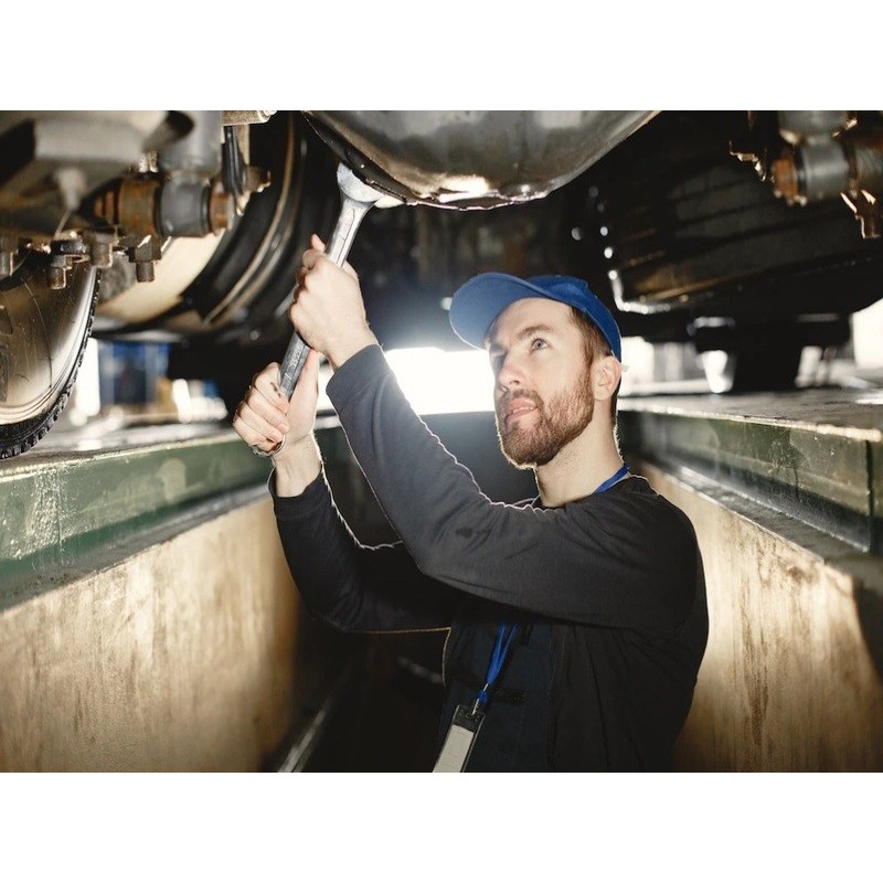 MANTENIMIENTO DE MAQUINARIA Y VEHICULOS (6h)