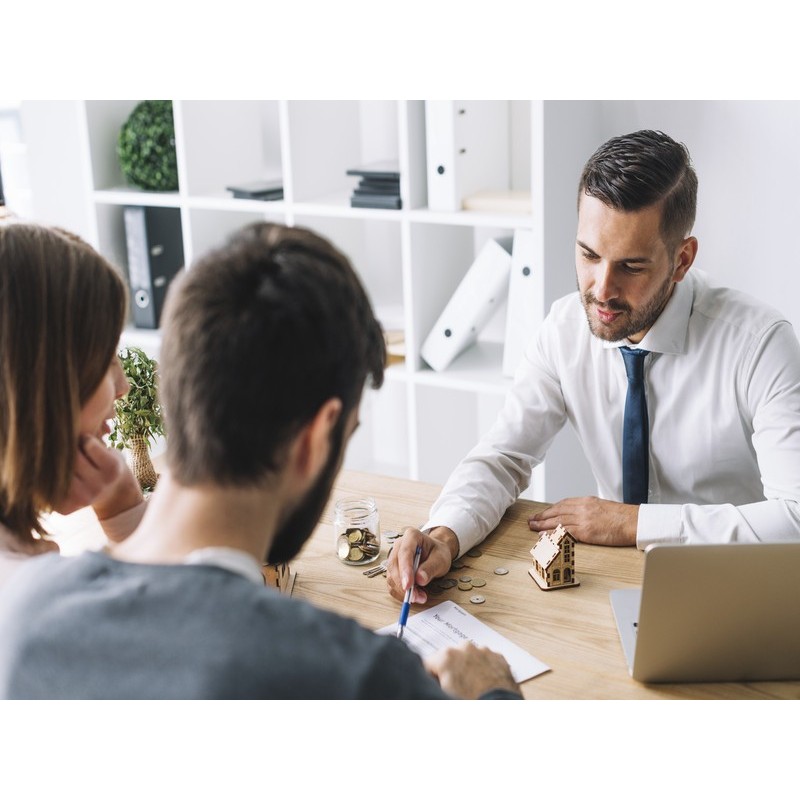 AUXILIAR DE SEGUROS C