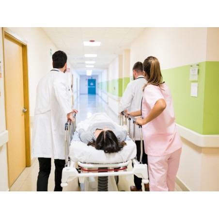 ACTIVIDADES AUXILIARES DE ENFERMERÍA EN EL PREOPERATORIO Y POSTOPERATORIO